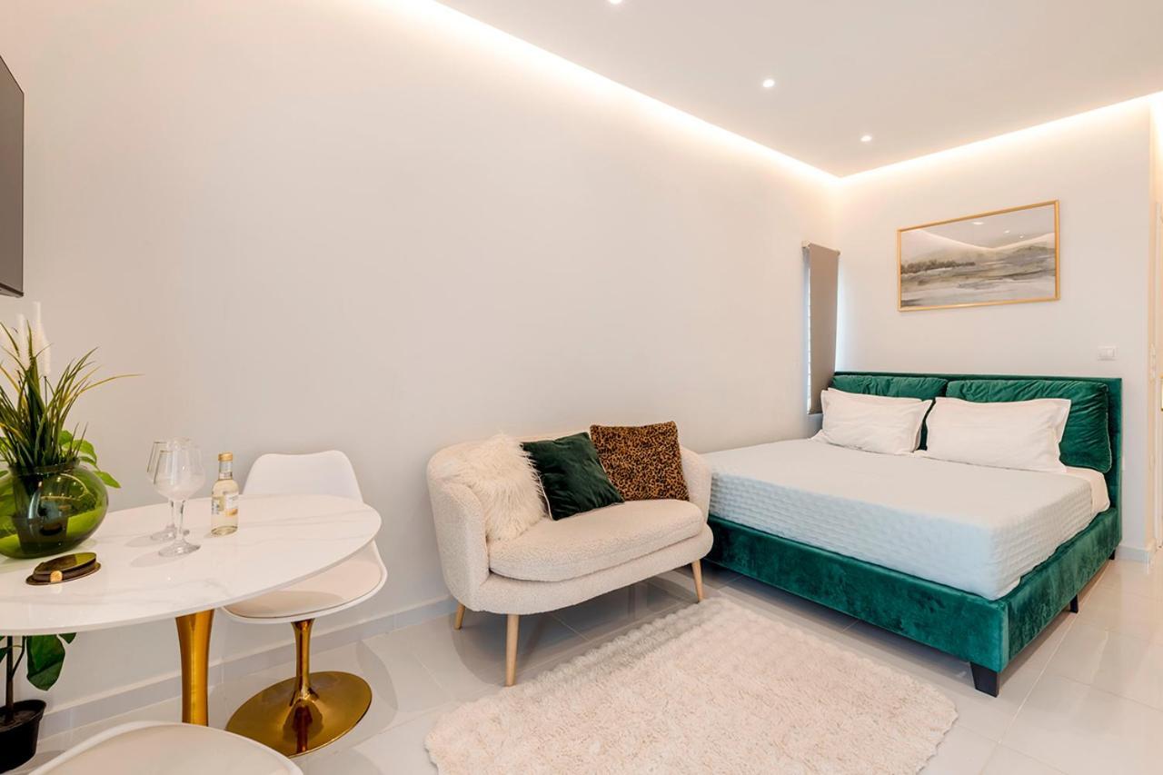 Boutique3436 Luxury Apartment Athens Luaran gambar
