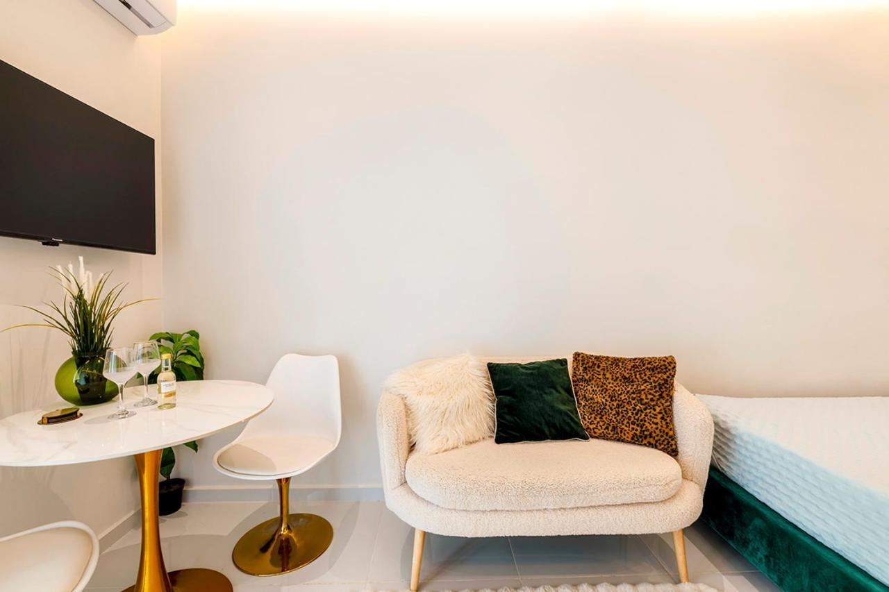 Boutique3436 Luxury Apartment Athens Luaran gambar